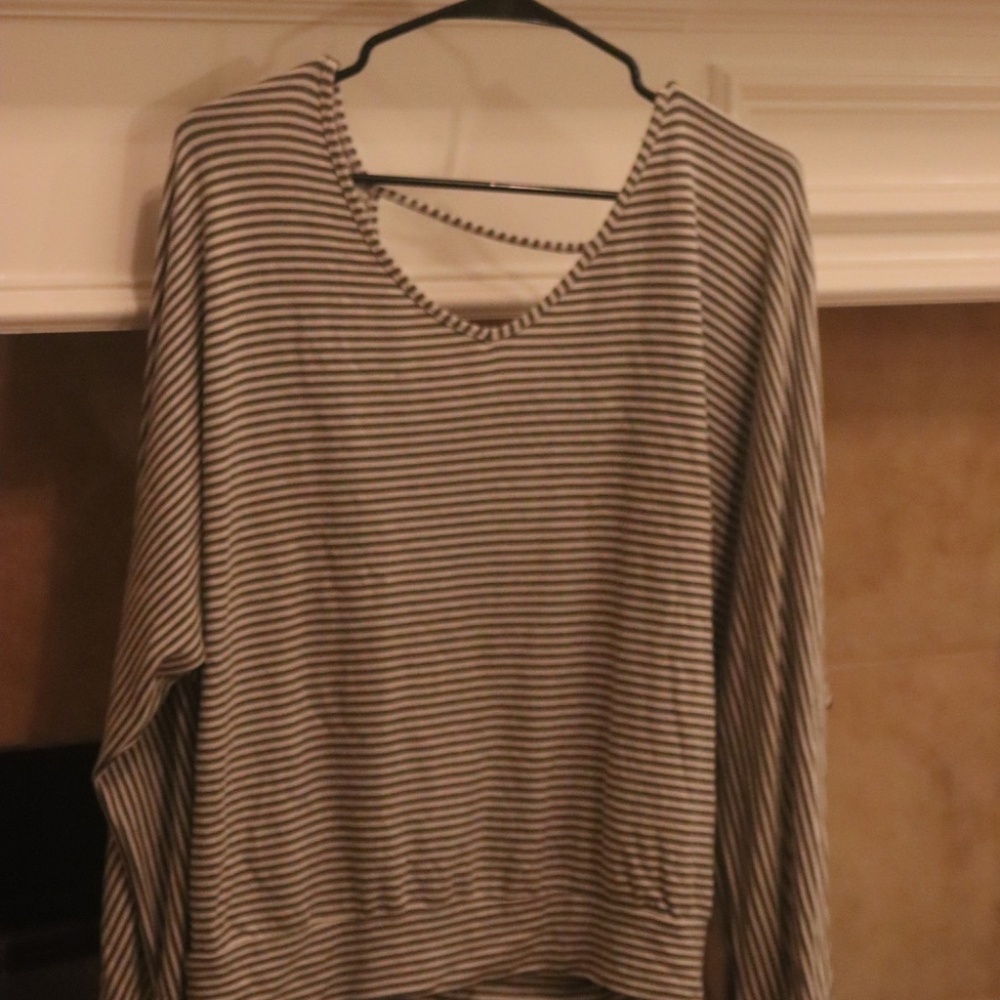 Striped Long sleeve top